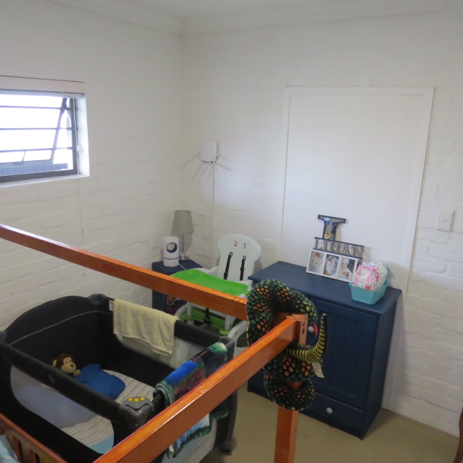 To Let 2 Bedroom Property for Rent in Sandbaai Western Cape